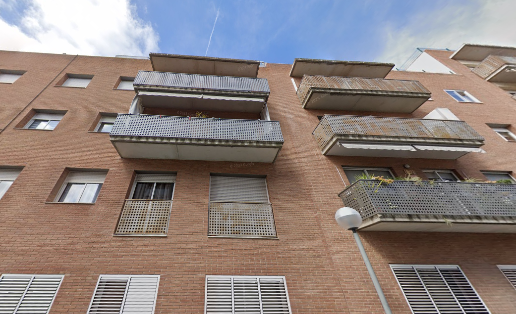 Vista exterior de Pis en venda en La Pobla de Mafumet