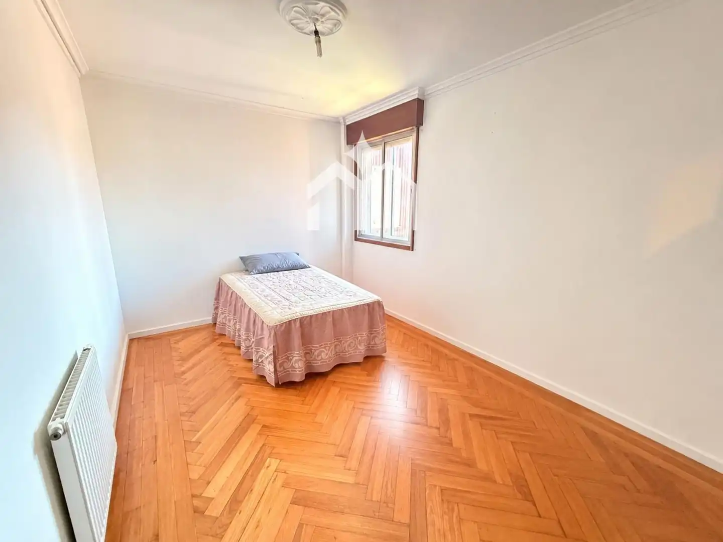Bedroom of Flat for sale in Cangas   with Heating, Terrace and Storage room