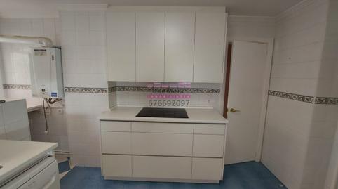 Foto 2 de Pis de lloguer a Rúa de Pi y Margall, Berbés - Peritos, Vigo