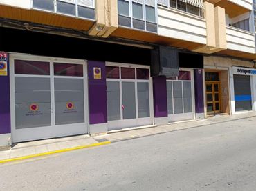 Local comercial de lloguer a Plaza de Toros - Avenida Chapí - Trinquete