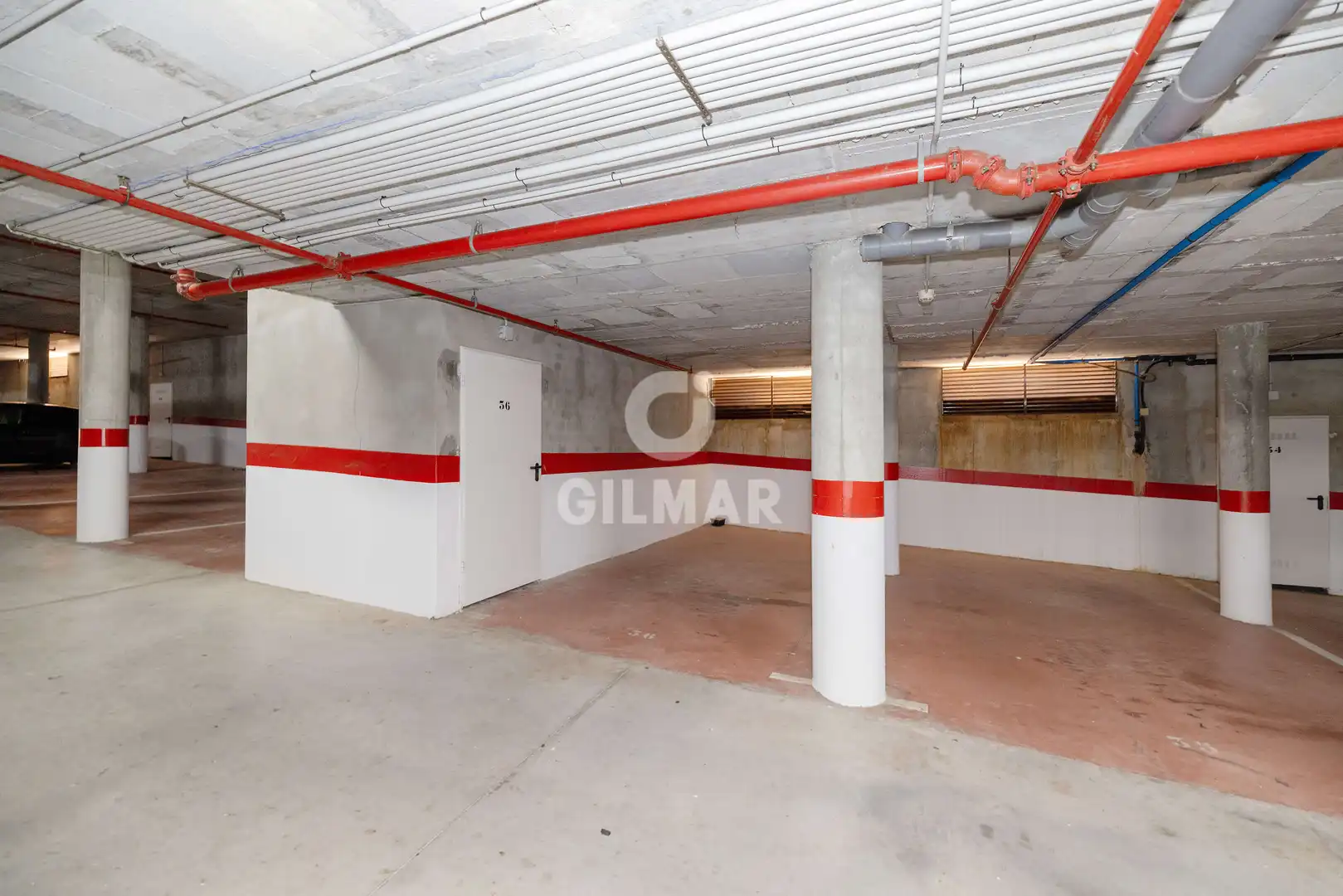 Aparcament de Apartament en venda en Marbella amb Calefacció, Traster i Piscina