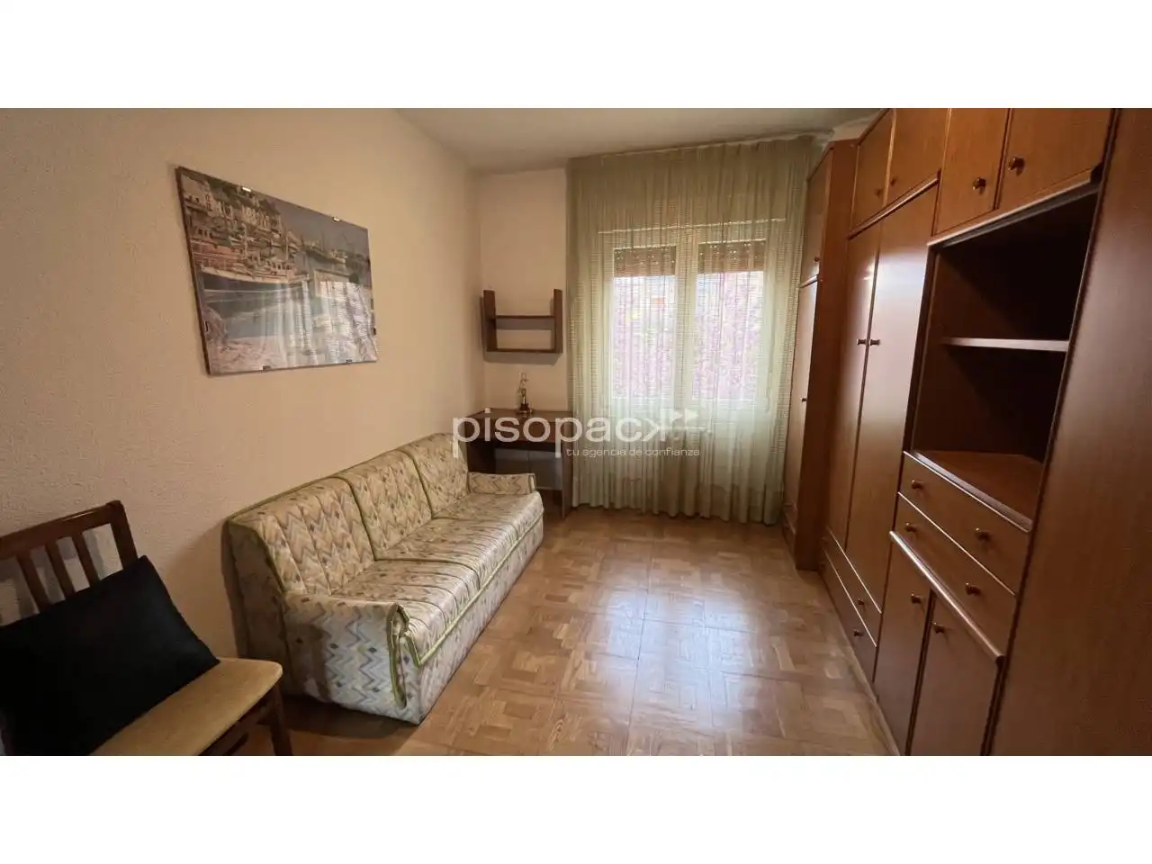Habitación de Piso en venta en  Pamplona / Iruña con Calefacción y Alarma