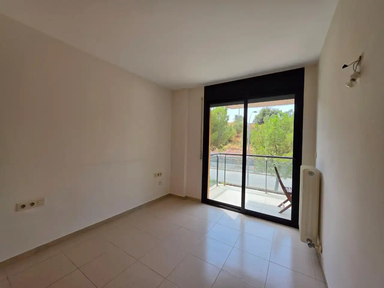 Schlafzimmer von Wohnung zur Miete in Manresa mit Heizung und Privatgarten