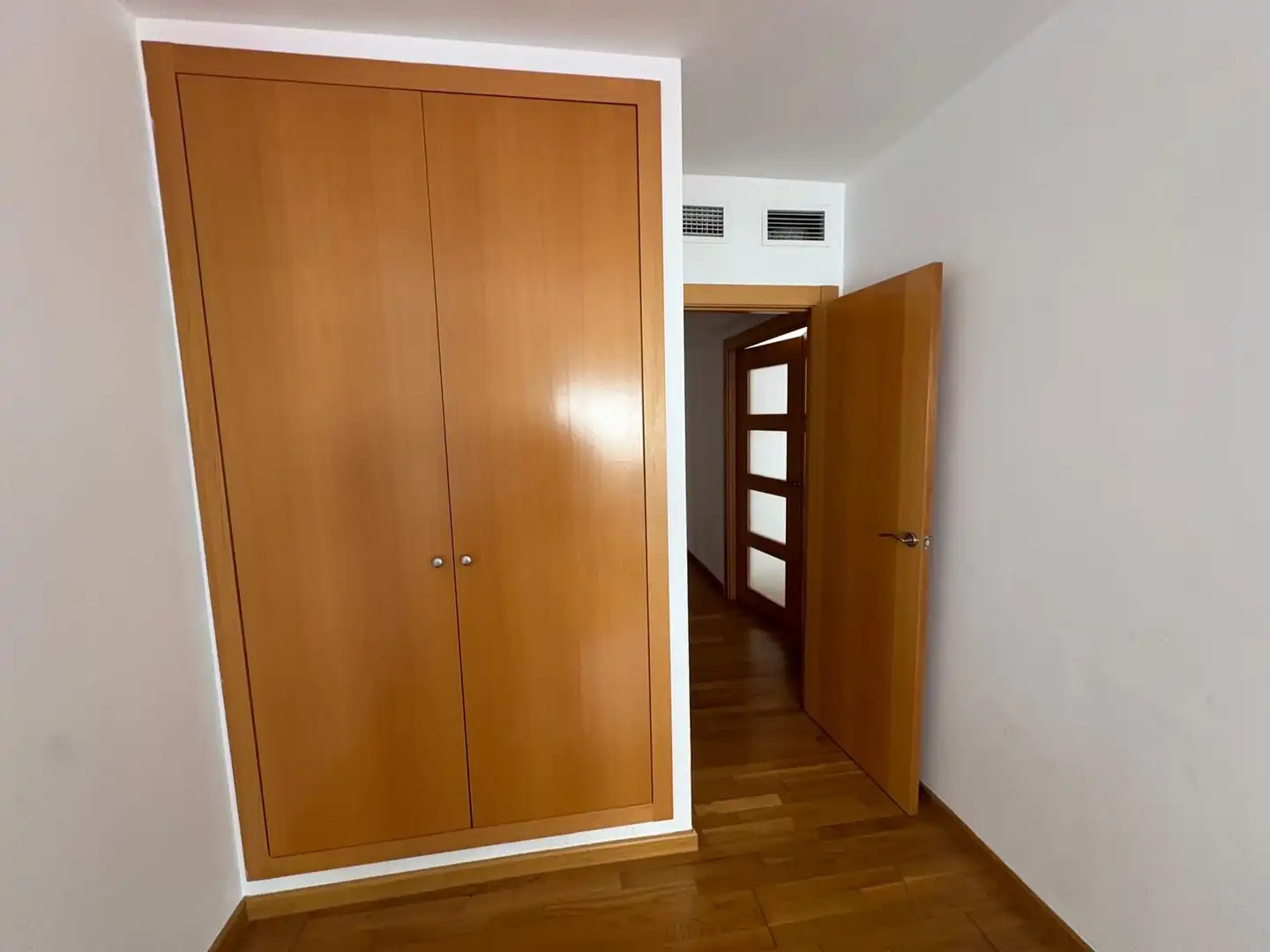 Flat for sale in Murcia  with Air Conditioner and Storage room