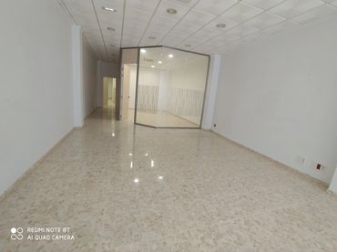 Local commercial à vendre à Cabra