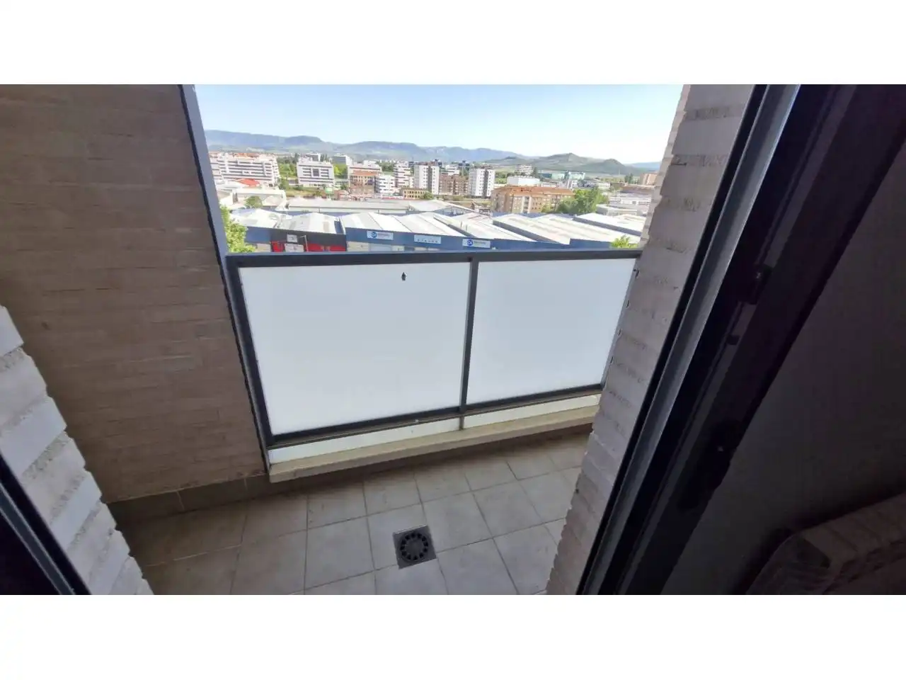 Terrassa de Pis en venda en  Logroño amb Calefacció, Parquet i Traster