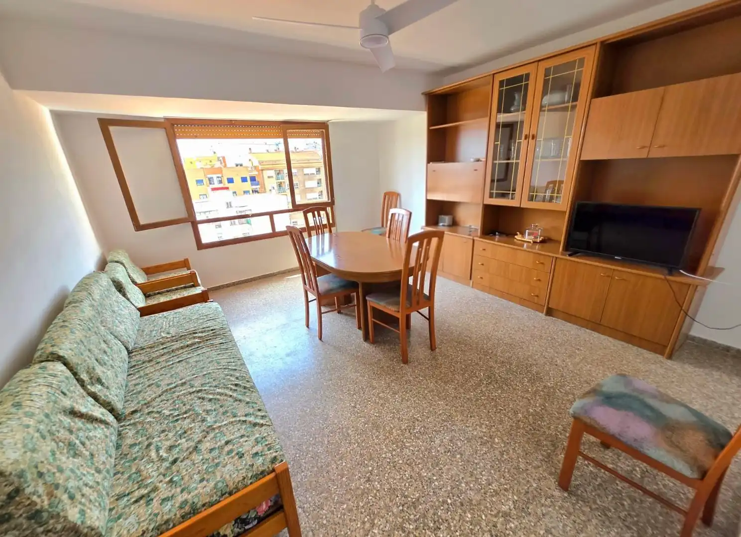 Sala de estar de Piso en venta en Castellón de la Plana / Castelló de la Plana con Terraza