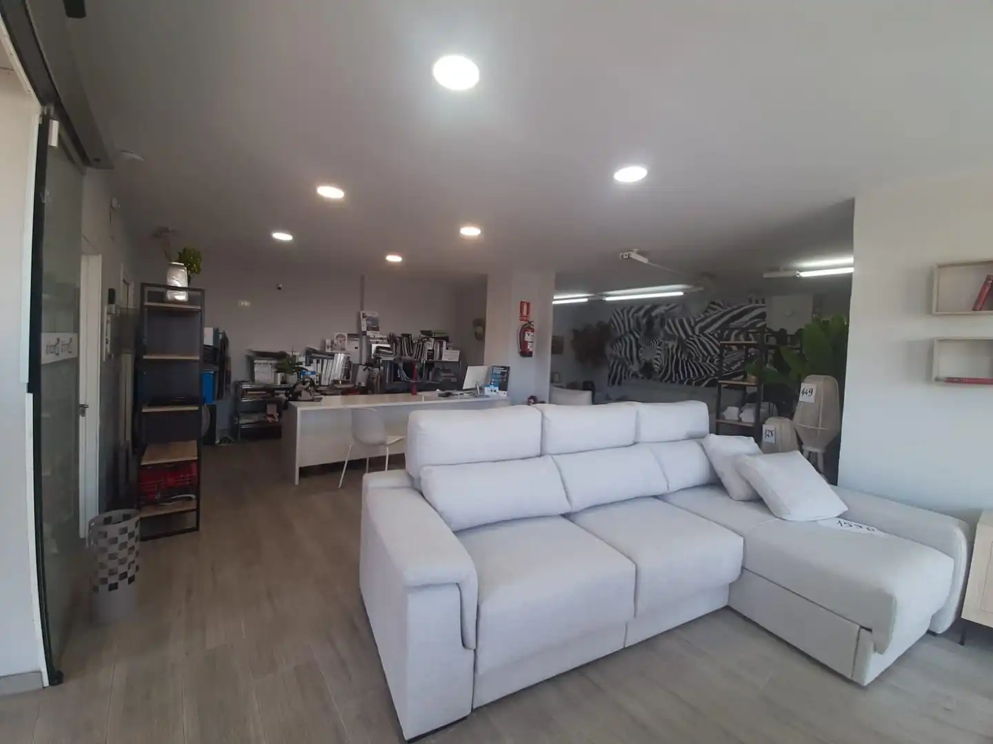 Nau industrial en venda a Nuevo Cáceres