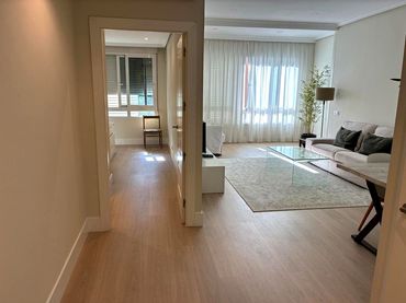 Apartament amb ascensor de lloguer a Calle de Juan Ramón Jiménez 8