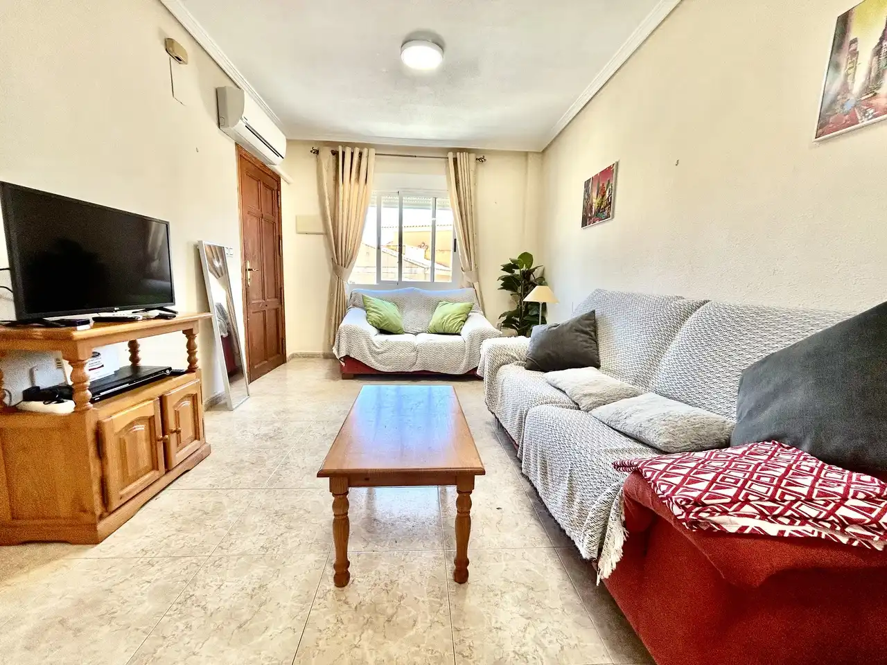 Sala de estar de Ático en venta en Orihuela con Aire acondicionado, Terraza y Trastero