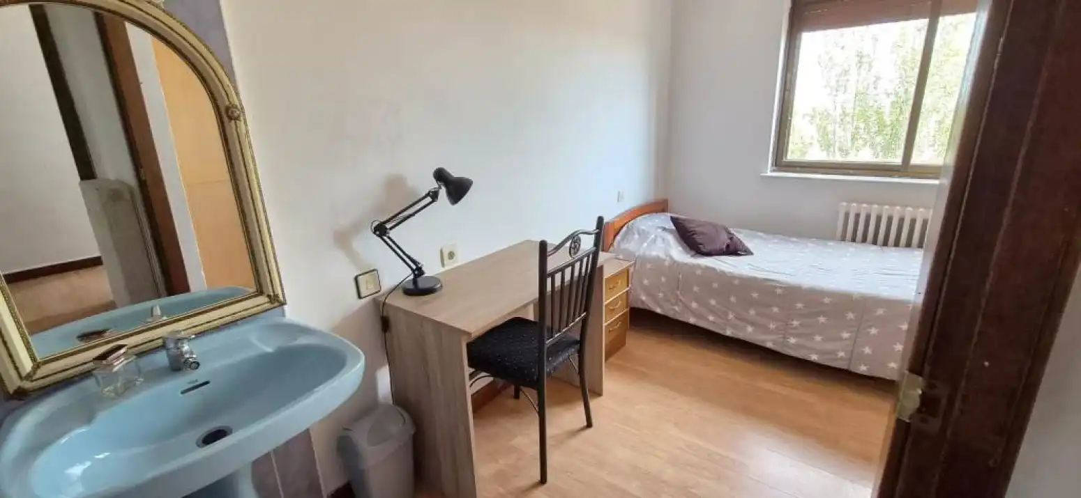 Schlafzimmer von Haus oder Chalet zum Verkauf in Castellanos de Villiquera mit Heizung, Privatgarten und Terrasse