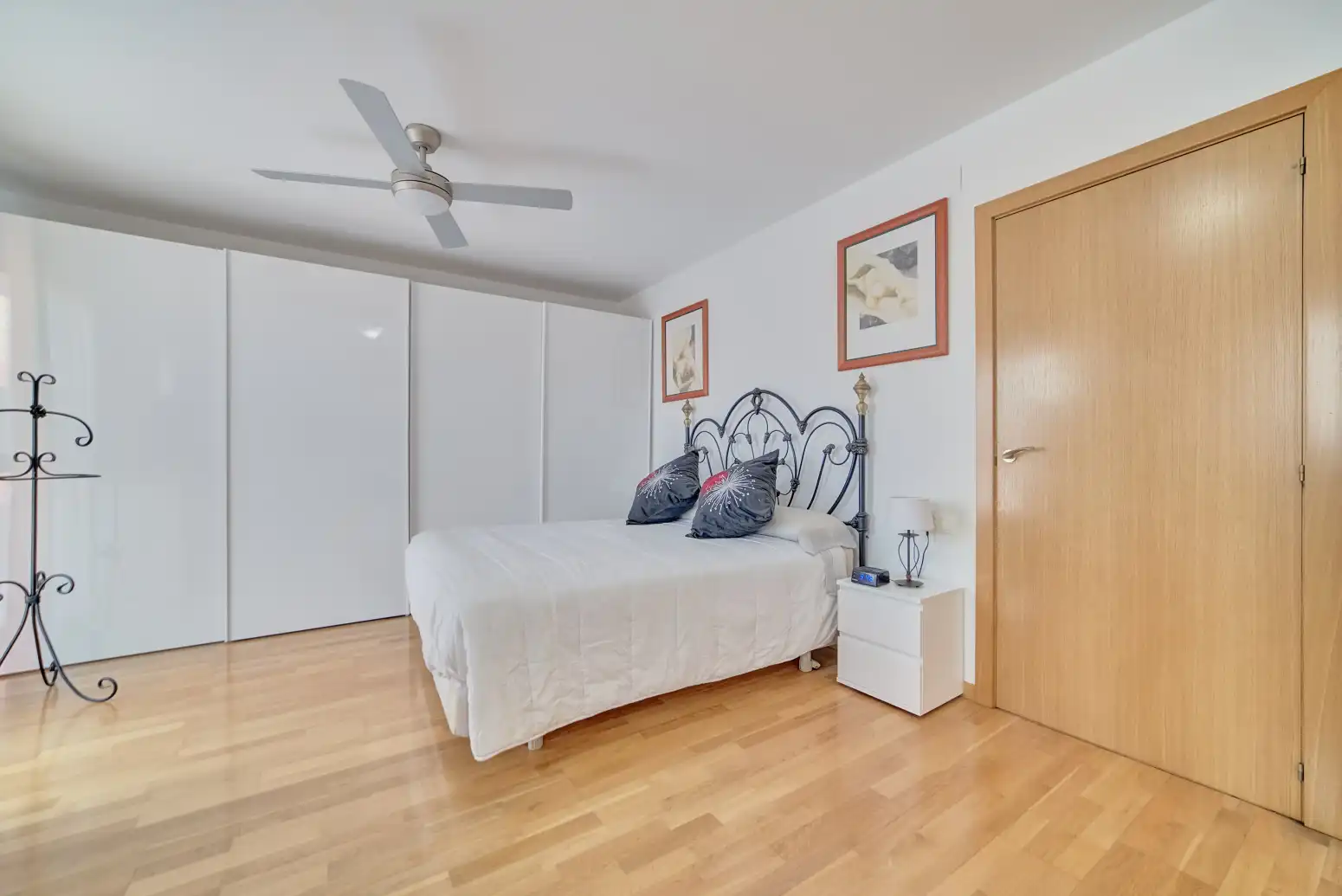 Bedroom of Detached homes for sale in Enériz / Eneritz  with Heating, Private garden and Parquet flooring