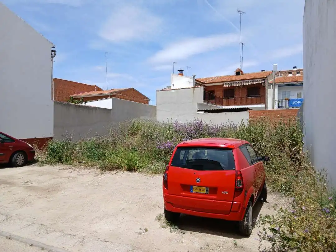 Terreni e lotti in vendita a Calle Río Guadarrama, imagen 3