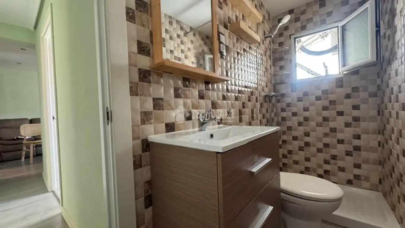 Baño de Piso en venta en Madrid con Aire acondicionado, Calefacción y Terraza