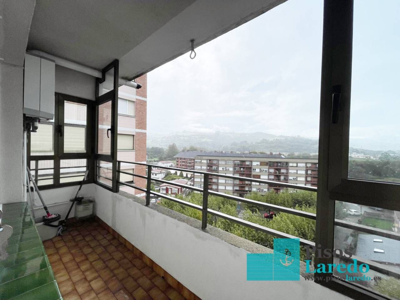 Exterior view of Flat to rent in Laredo  with Heating, Terrace and Furnished
