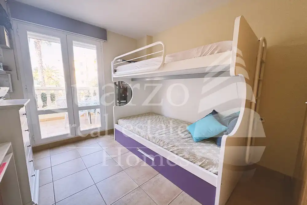 Dormitori de Apartament en venda en Dénia amb Aire condicionat, Calefacció i Terrassa