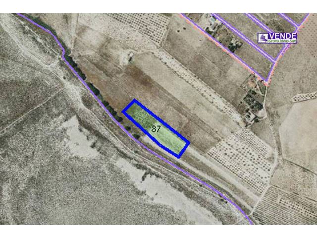 Terreno en Venta en 8, 87 en Salinas