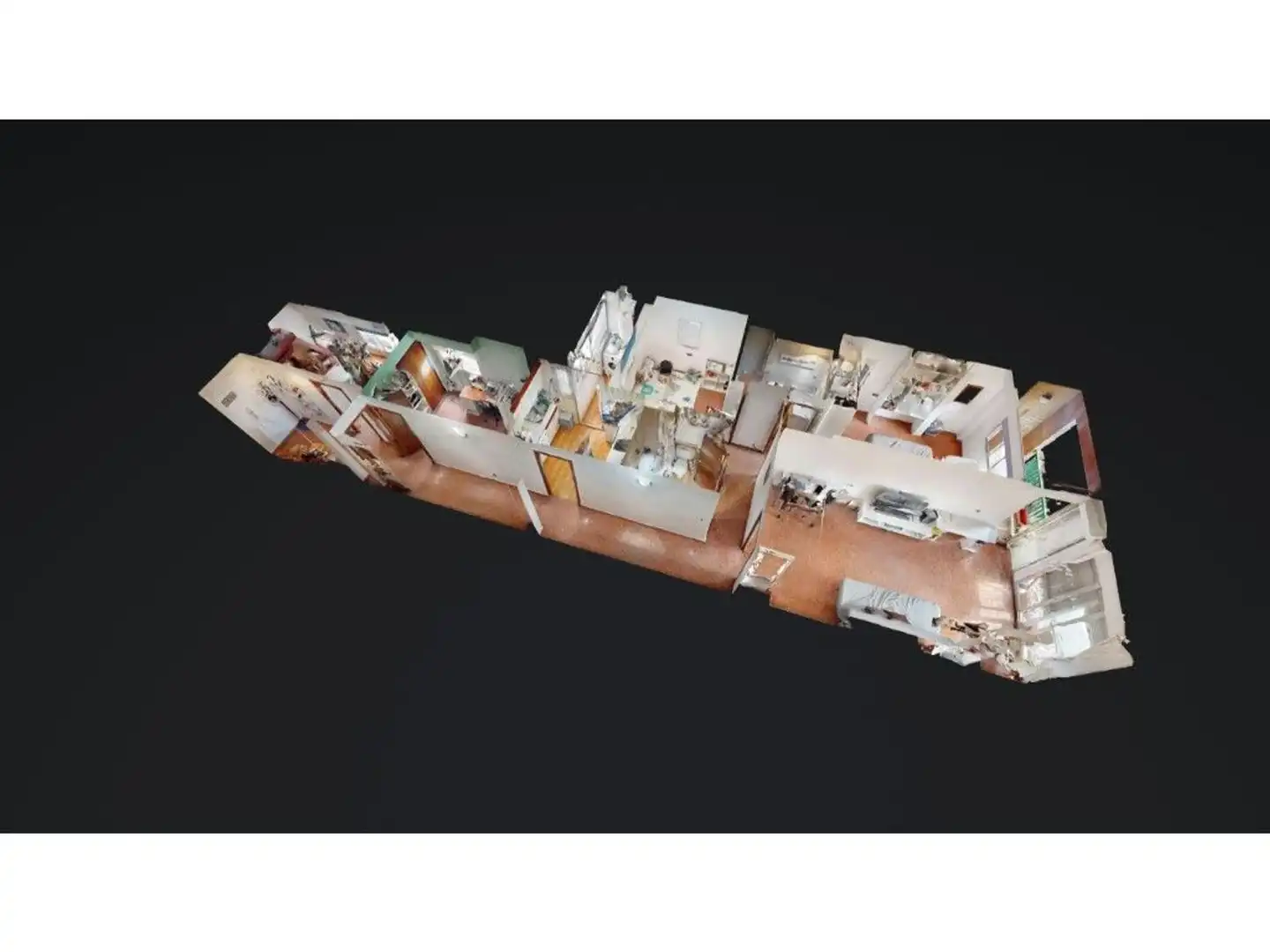 Flat for sale in Valencia  with Air Conditioner