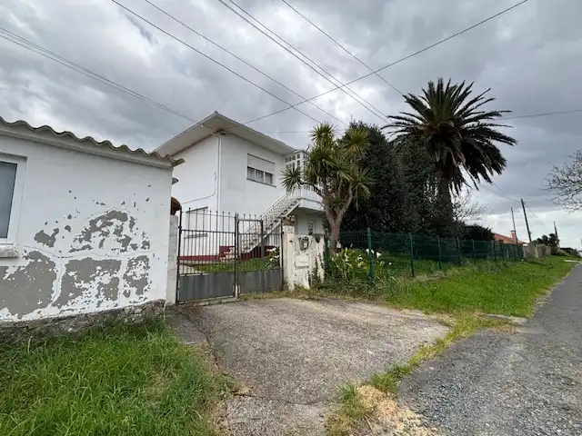 Vista exterior de Casa o chalet en venta en Narón con Parquet, Trastero y Amueblado