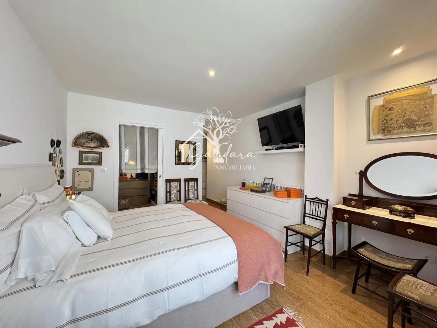 Schlafzimmer von Wohnung zum Verkauf in Ares mit Heizung, Terrasse und Ofen