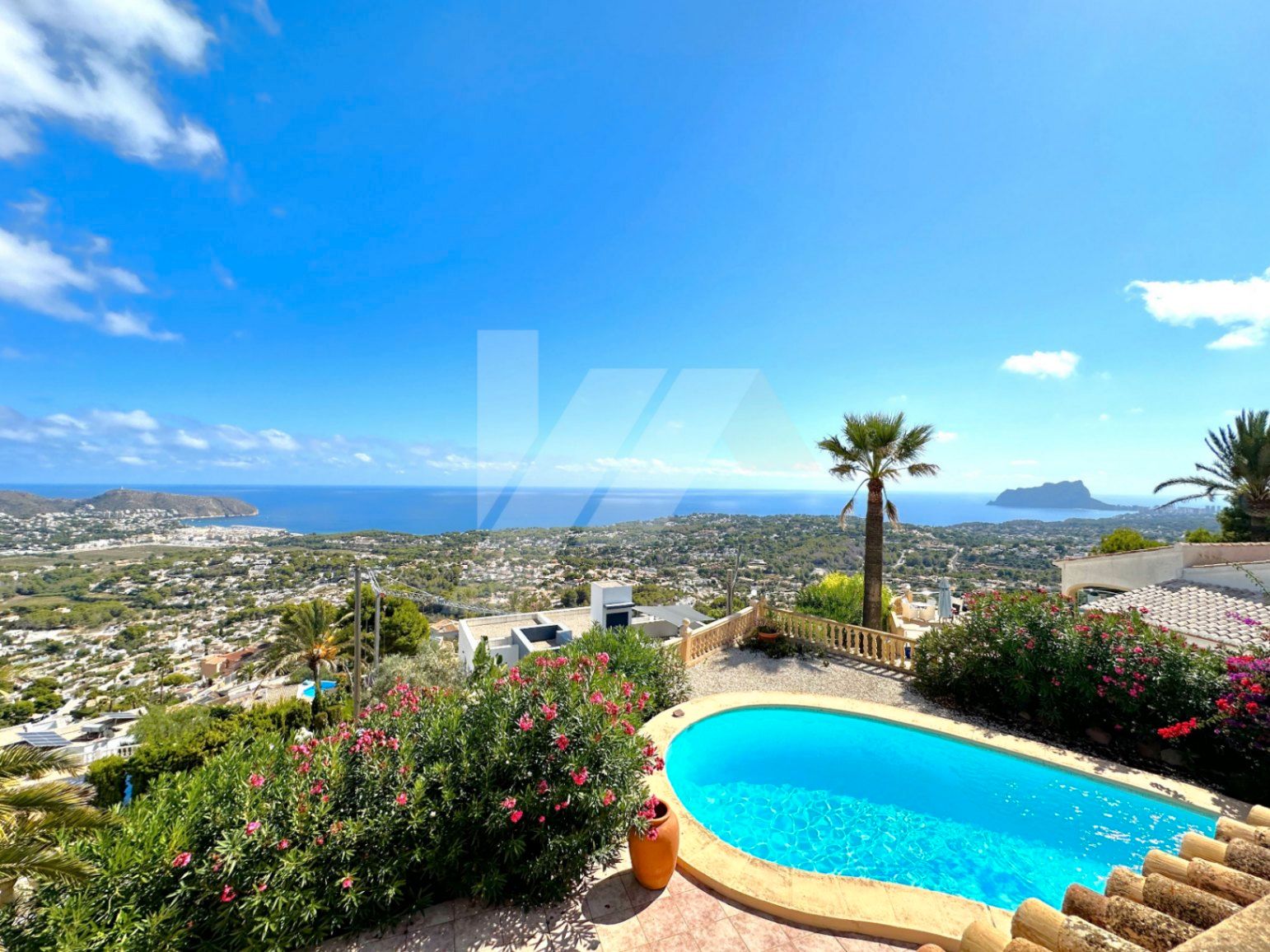 Vista exterior de Casa o chalet en venta en Moraira con Aire acondicionado, Calefacción y Jardín privado