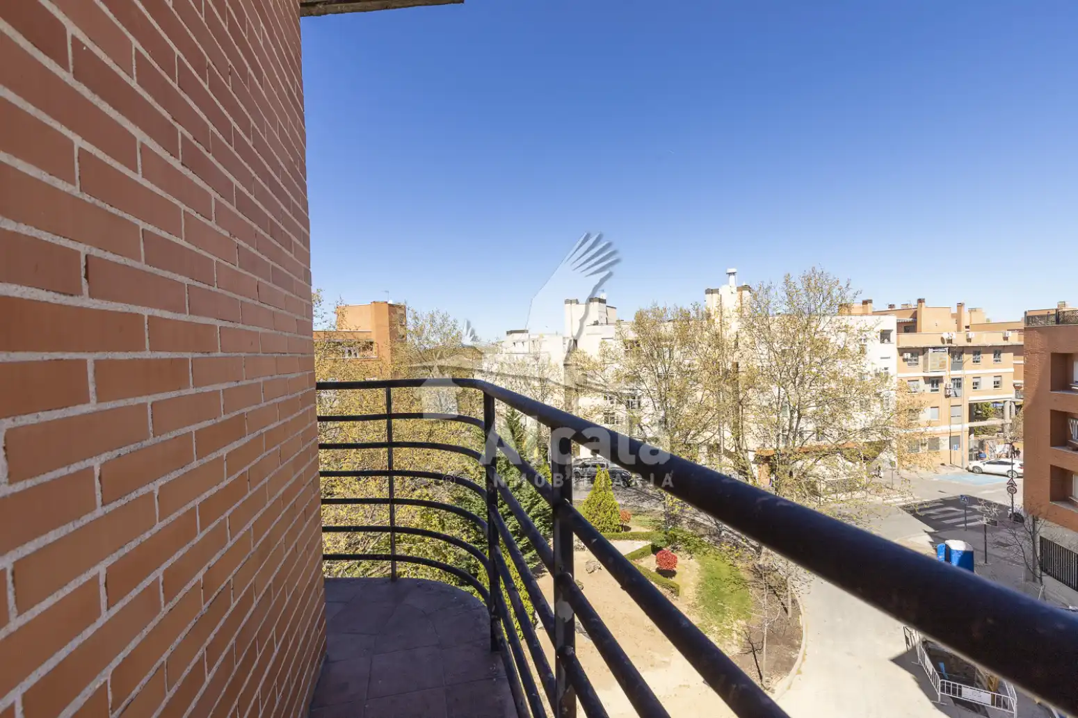 Exterior view of Flat for sale in Torrejón de Ardoz  with Heating, Terrace and Storage room