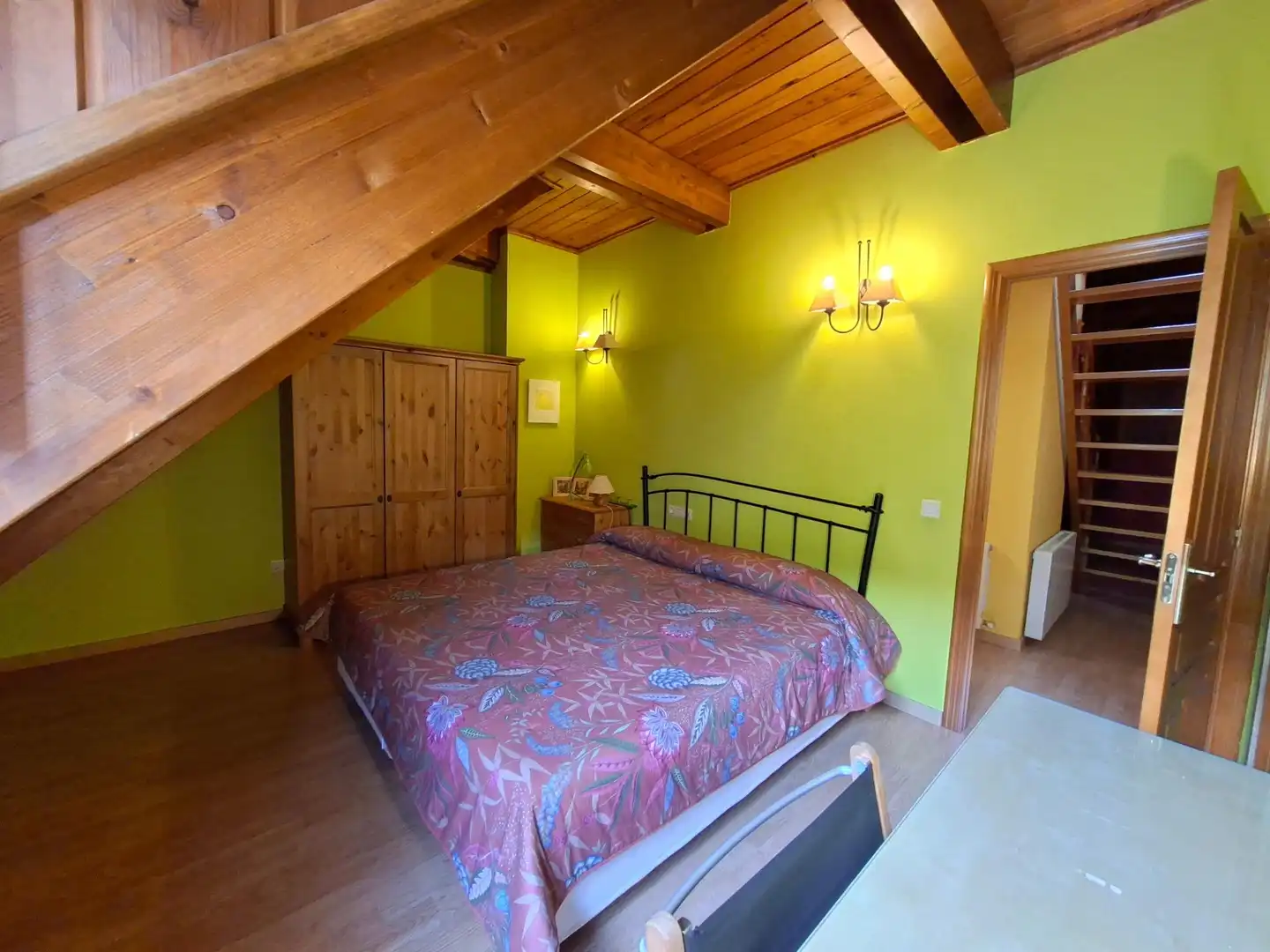 Habitación de Ático en venta en Panticosa con Calefacción, Trastero y Amueblado