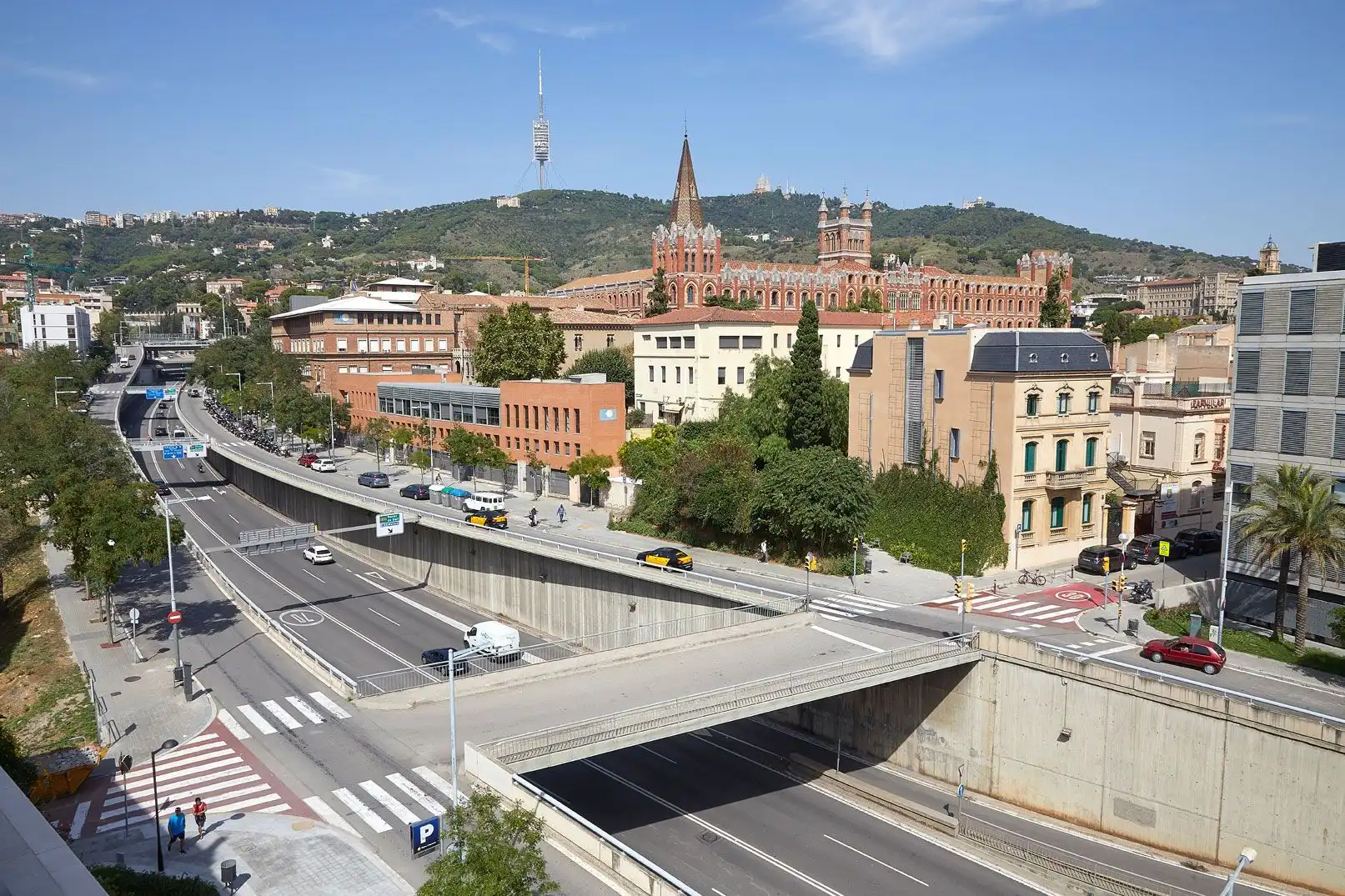 Vista exterior de Pis de lloguer en Barcelona amb Aire condicionat, Calefacció i Jardí privat