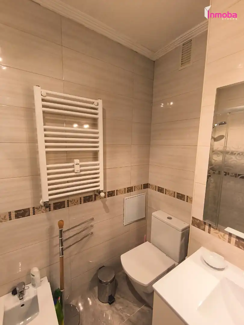 Baño de Piso en venta en Aranda de Duero con Calefacción, Parquet y Trastero