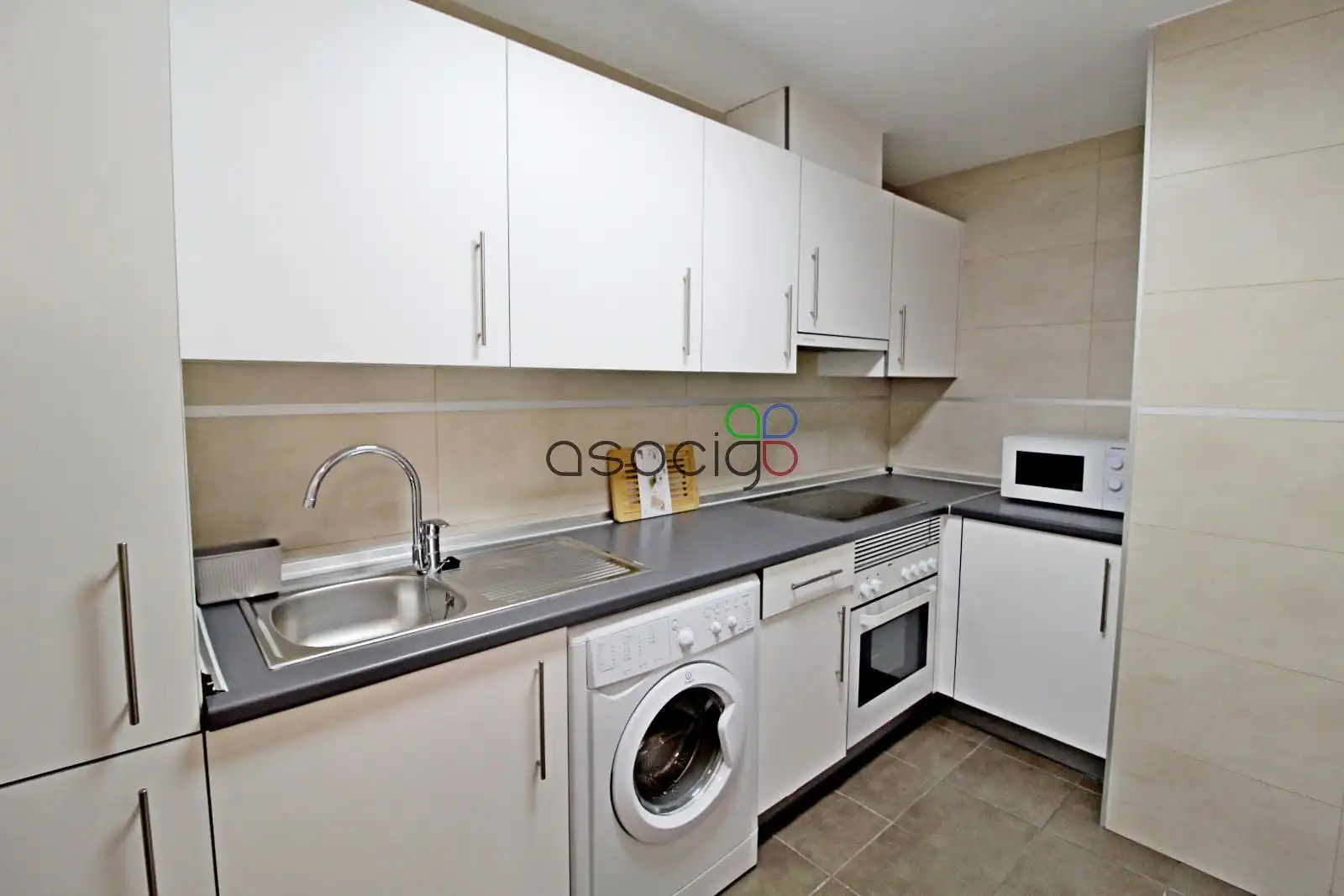 Cocina de Piso de alquiler en Guadalajara con Aire acondicionado, Calefacción y Trastero