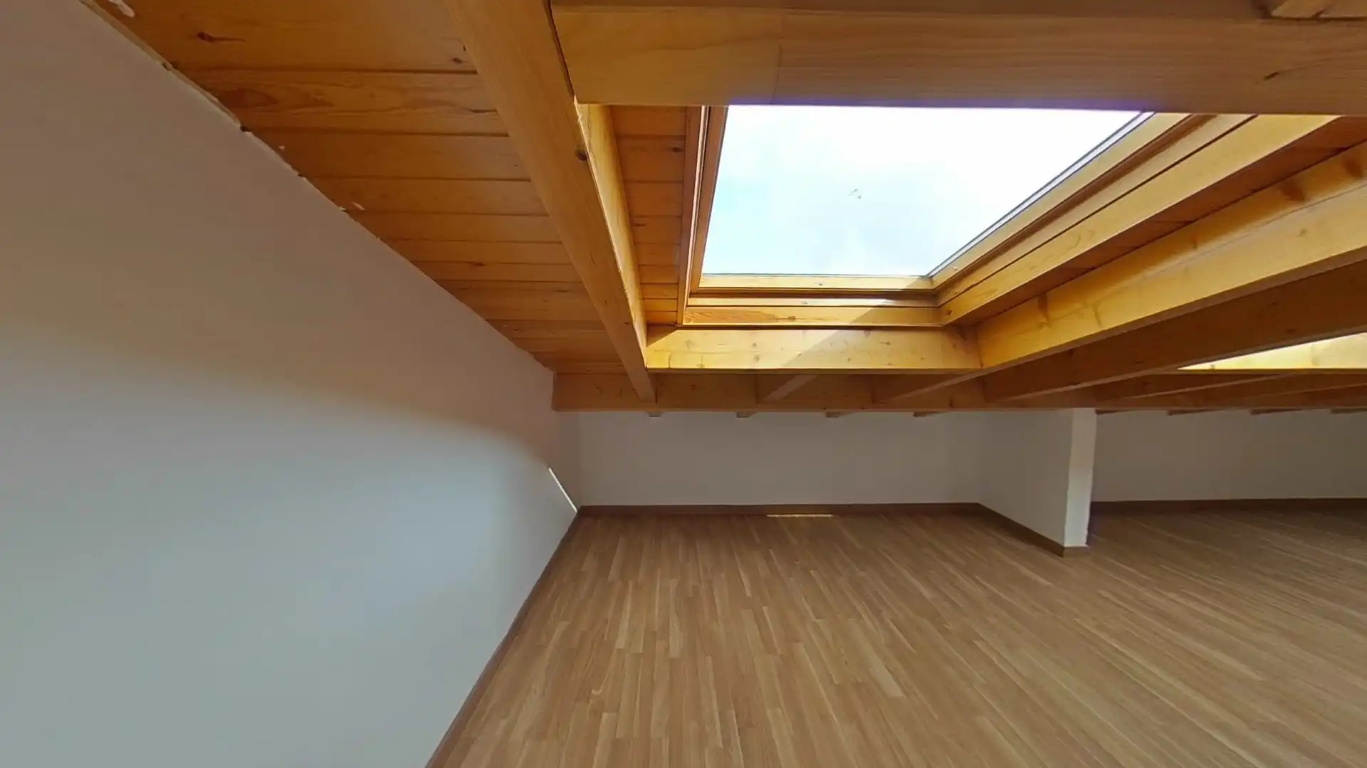 Schlafzimmer von Maisonette zum Verkauf in Cornellà de Llobregat