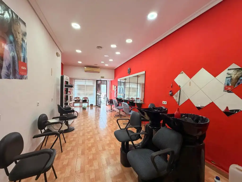 Business premises for sale in Calle Infanta Doña Maria, imagen 5
