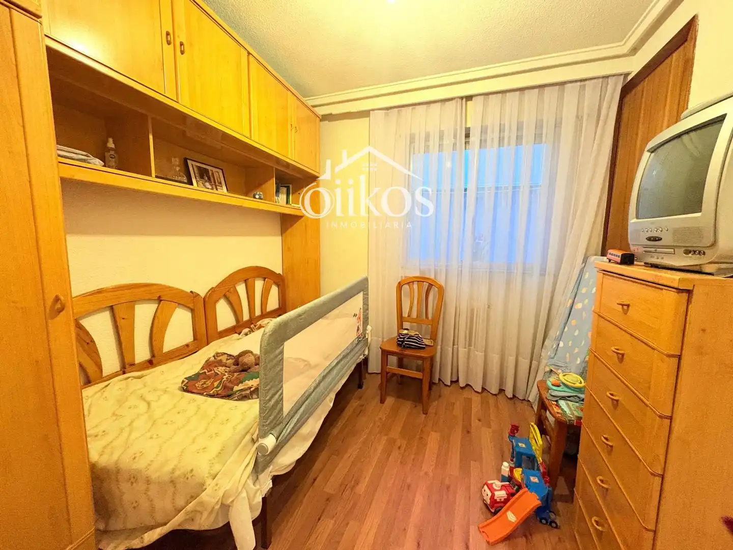 Schlafzimmer von Wohnung zum Verkauf in Salamanca mit Heizung, Parkett und Balkon