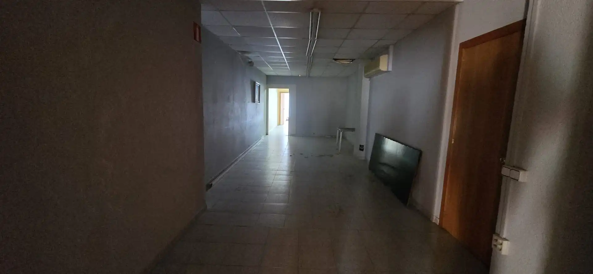 Geschaftsraum zur Miete in Manlleu mit Heizung