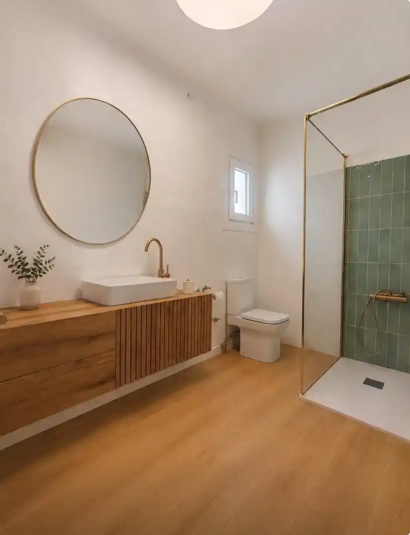 Baño de Piso en venta en Guissona con Parquet y Amueblado