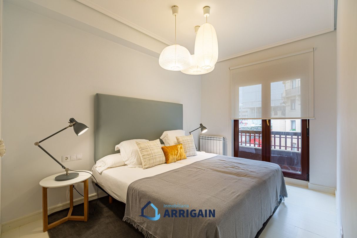 Habitación de Piso en venta en Donostia - San Sebastián  con Calefacción, Horno y Lavadora