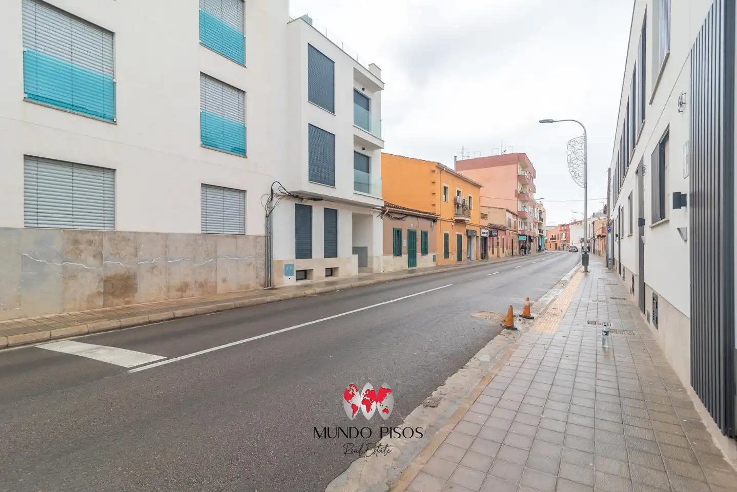 Außenansicht von Erdgeschoss zum Verkauf in  Palma de Mallorca mit Klimaanlage, Heizung und Privatgarten
