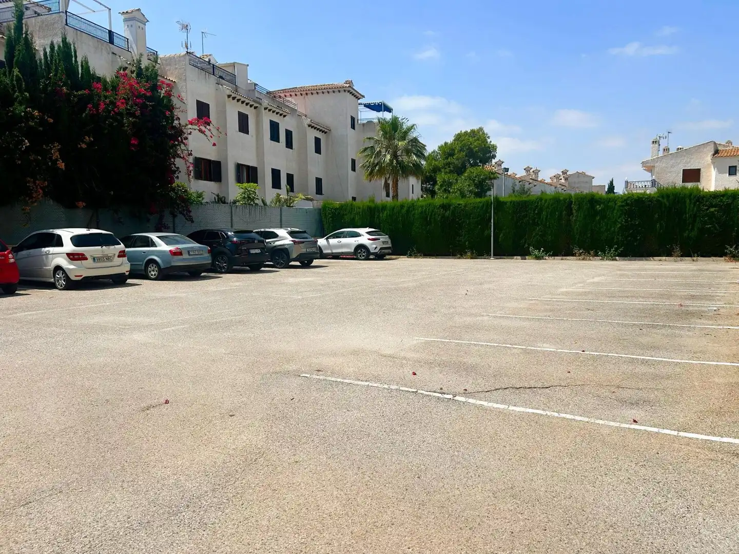 Aparcament de Apartament en venda en Orihuela amb Piscina i Piscina comunitària