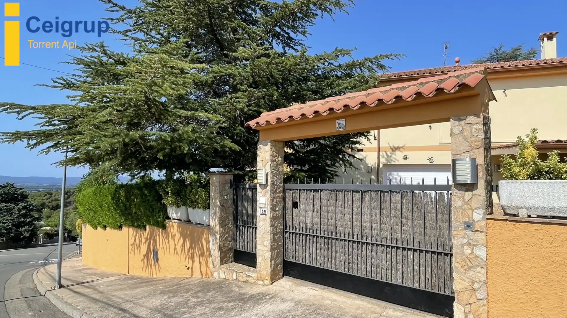 Vista exterior de Casa o chalet en venta en L'Estartit con Aire acondicionado, Calefacción y Terraza