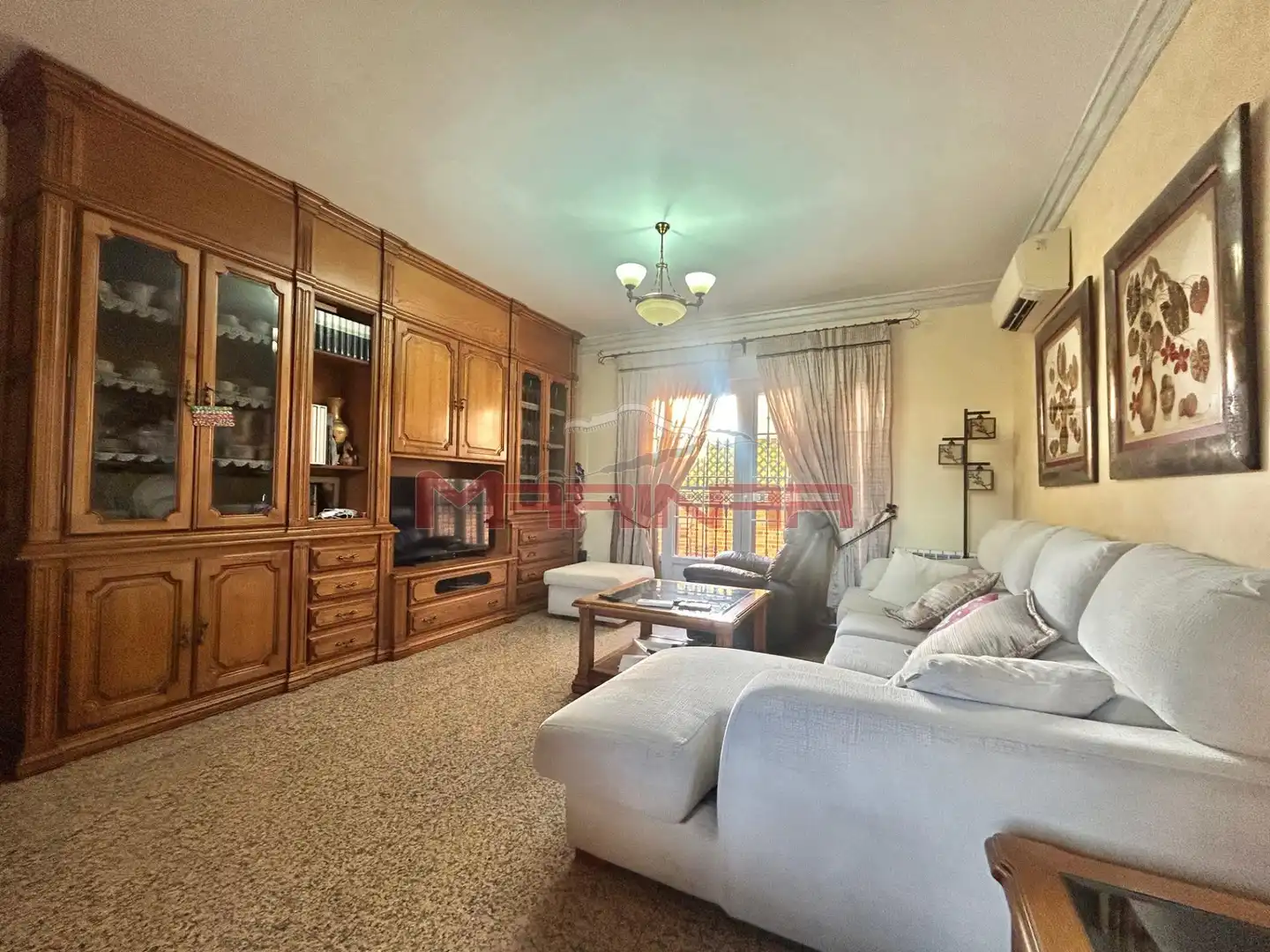 Sala d'estar de Casa adosada en venda en Seseña amb Calefacció, Jardí privat i Traster