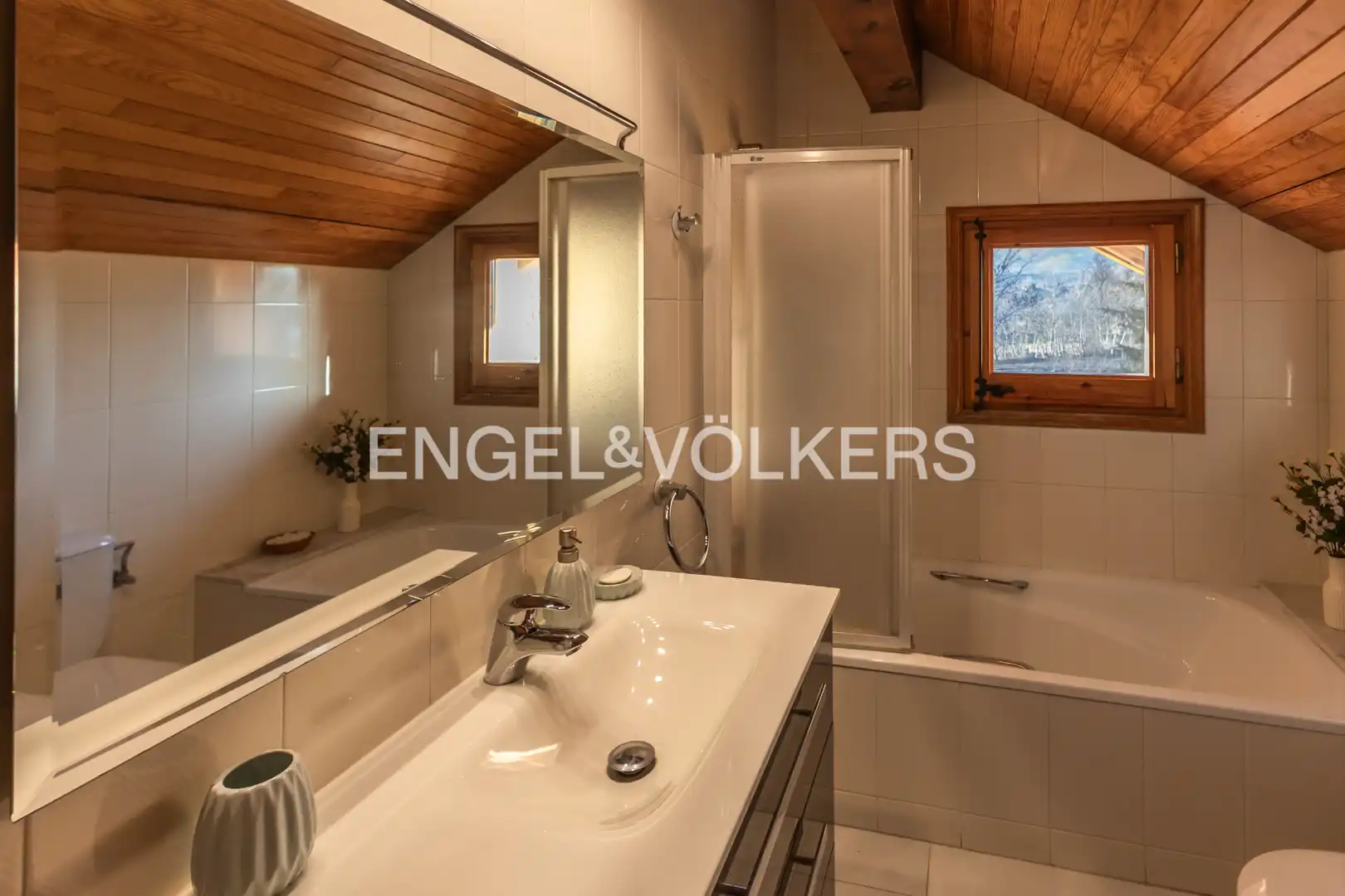 Baño de Casa o chalet en venta en Llívia con Calefacción, Jardín privado y Parquet