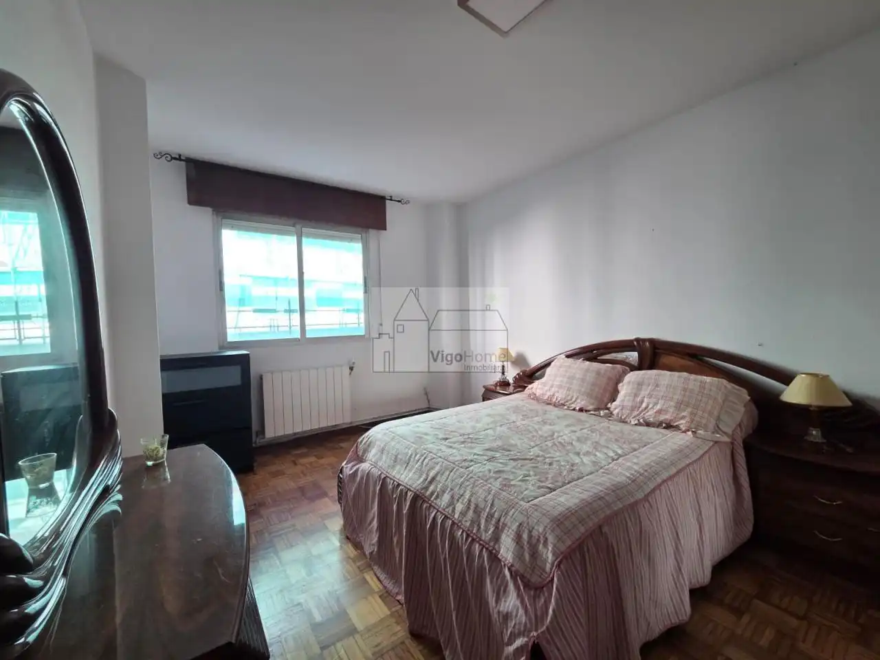 Bedroom of Flat for sale in Moaña  with Heating and Storage room