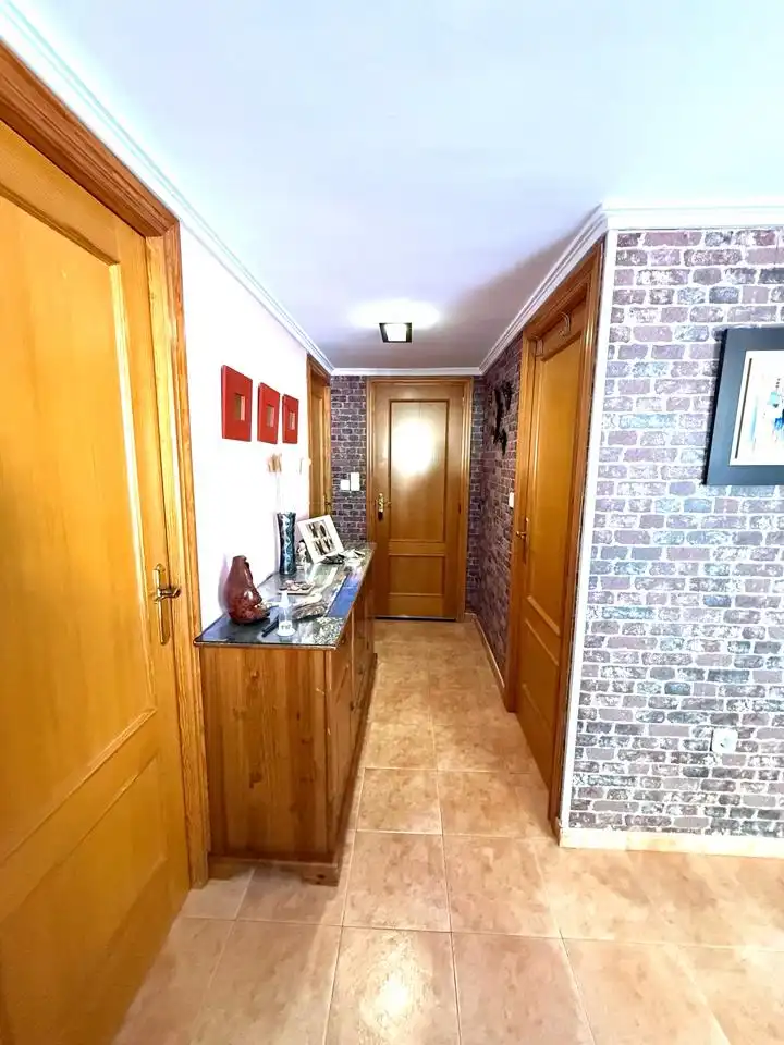 Planta baja en venta en Oliva con Terraza