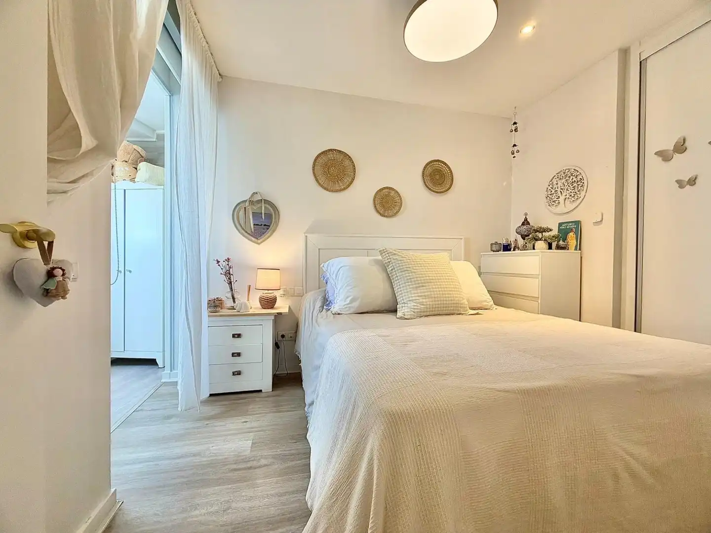 Bedroom of Flat for sale in Terrassa  with Heating, Parquet flooring and Terrace