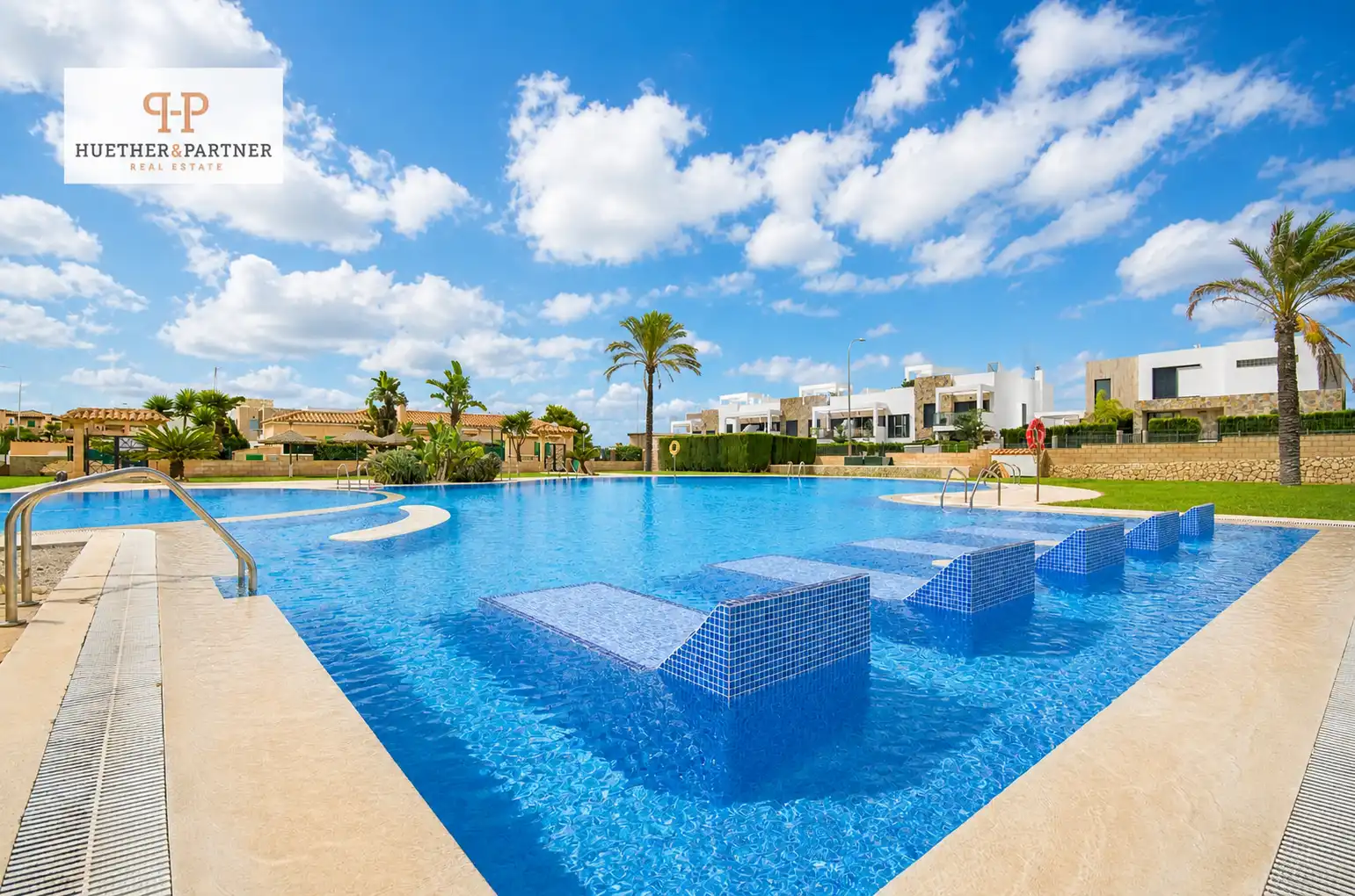 Swimming pool of Flat for sale in Manacor  with Air Conditioner and Heating