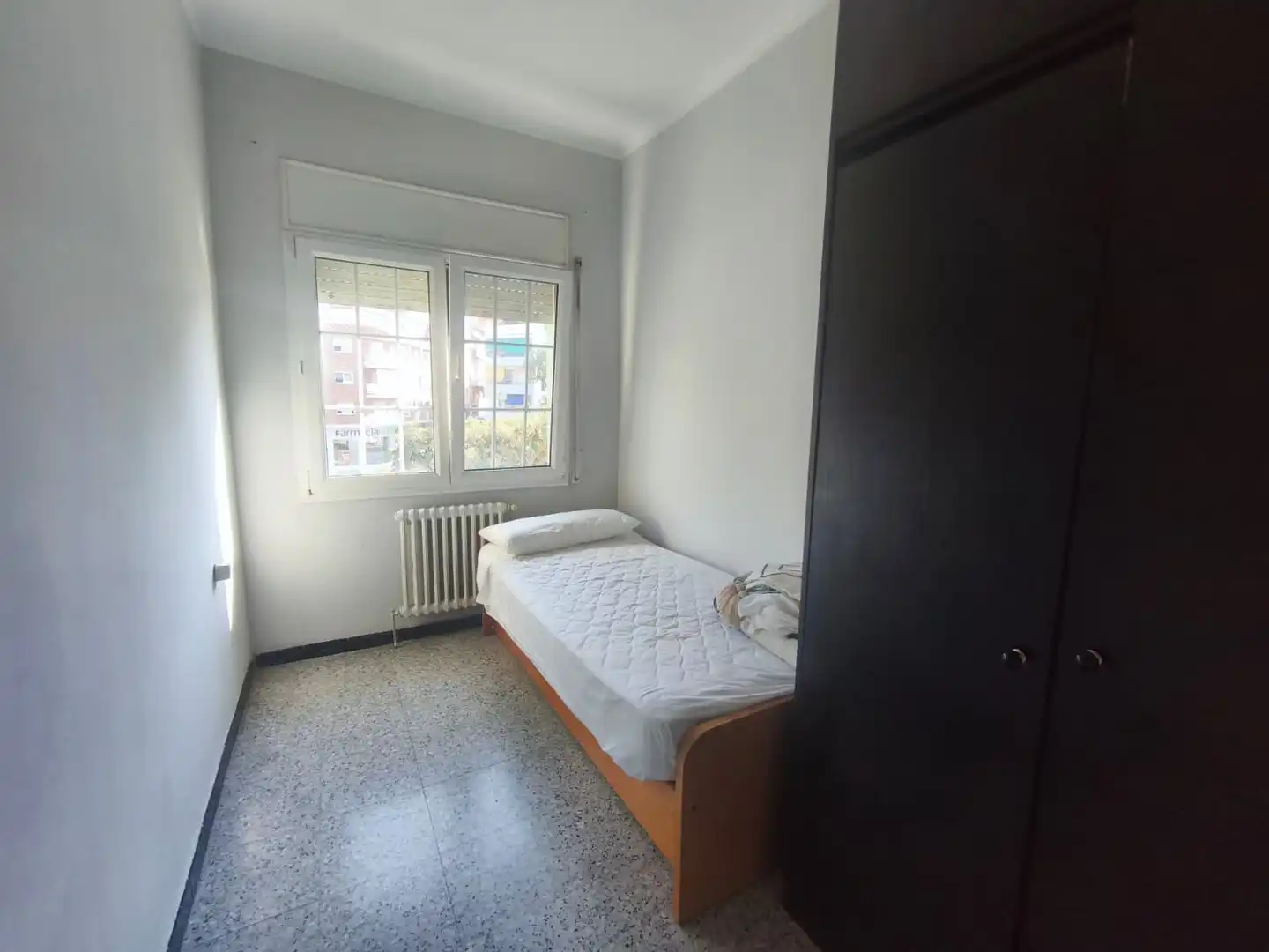 Schlafzimmer von Haus oder Chalet zum Verkauf in Blanes mit Heizung, Privatgarten und Terrasse