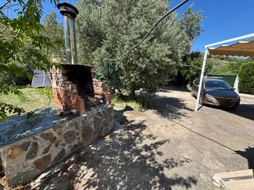 House with pool for sale in Martos