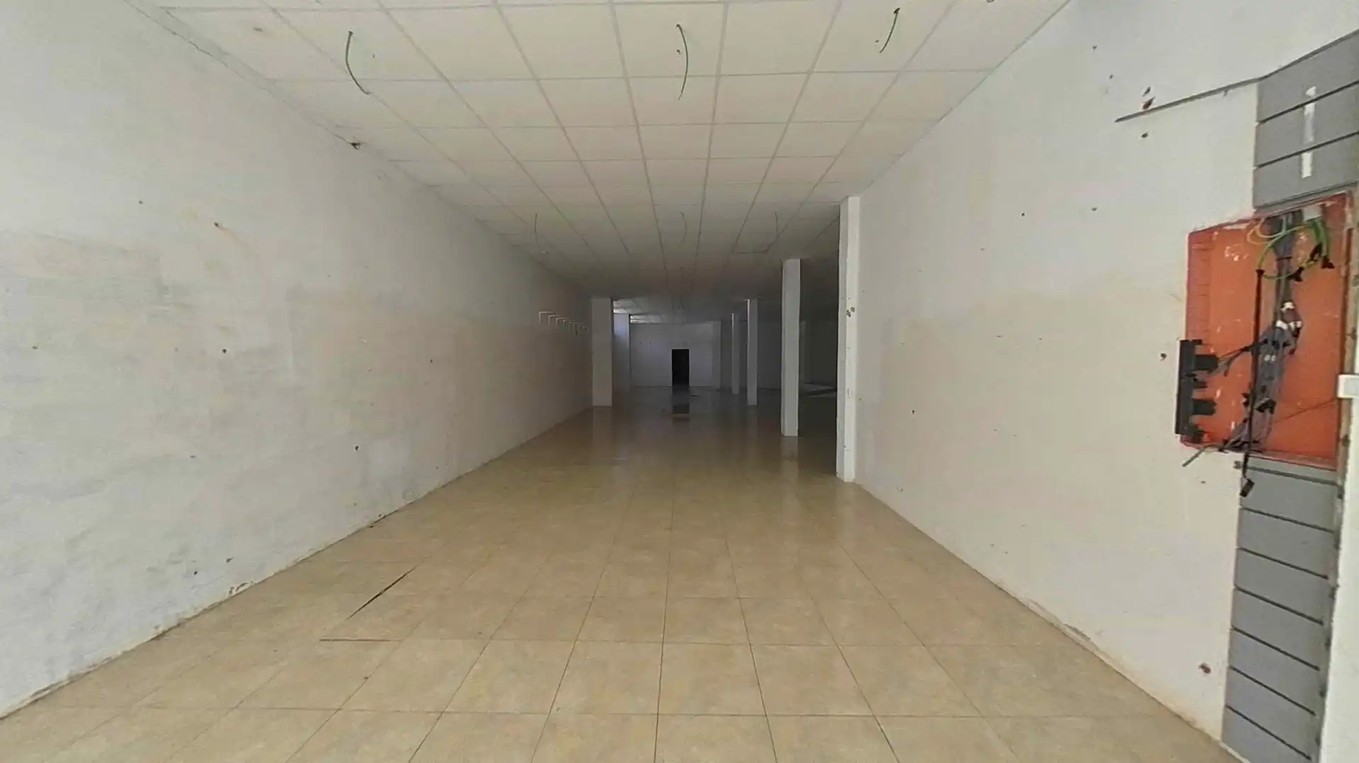 Business premises for sale in Alfonso I, imagen 10