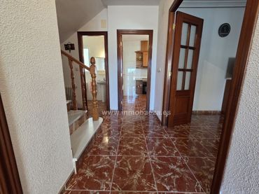 Haus mit Balkon zur Miete in Baeza