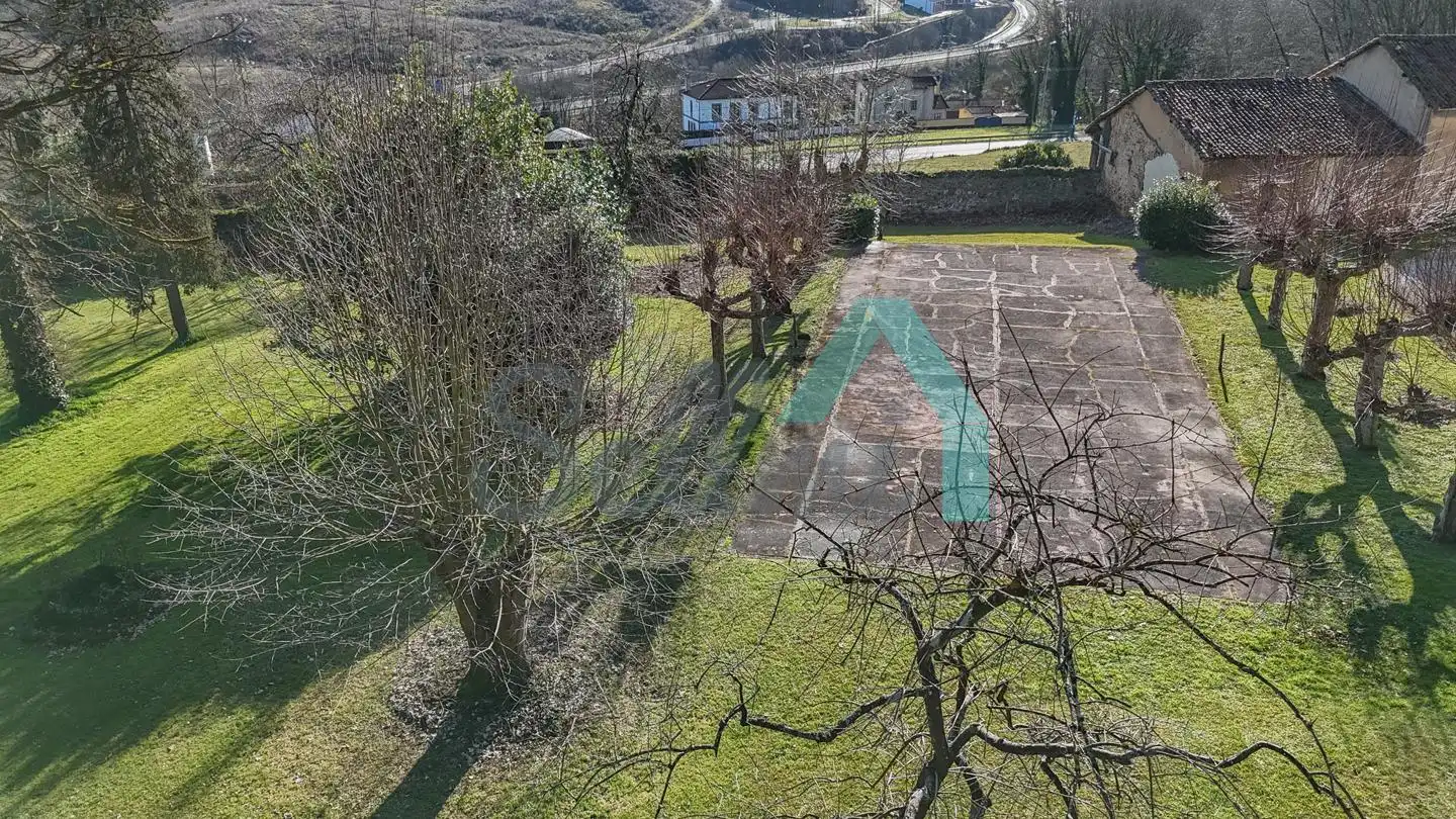 Casa o chalet en venta en Oviedo  con Jardín privado y Balcón